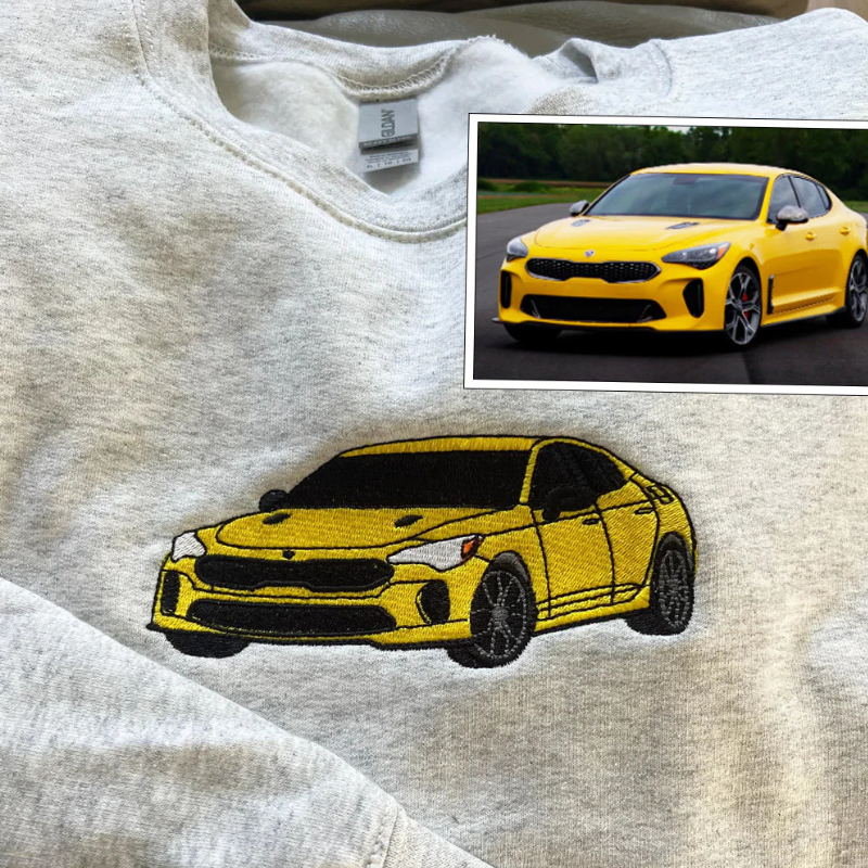 Personalizirana majica z dolgimi rokavi z vezenim vozilom