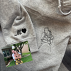 Personaliziran pulover s kapuco z vezenim obrisom para