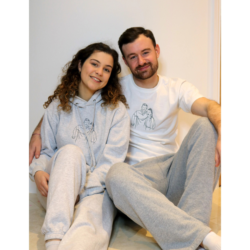 Personaliziran pulover s kapuco z vezenim obrisom para