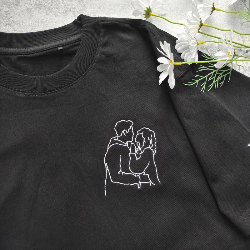 Personalizirana majica z dolgimi rokavi z vezenim obrisom para
